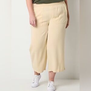 St. John's Bay Wide Leg Plus Wide Leg High Rise Capri Pant Birch Beige 2X NWT